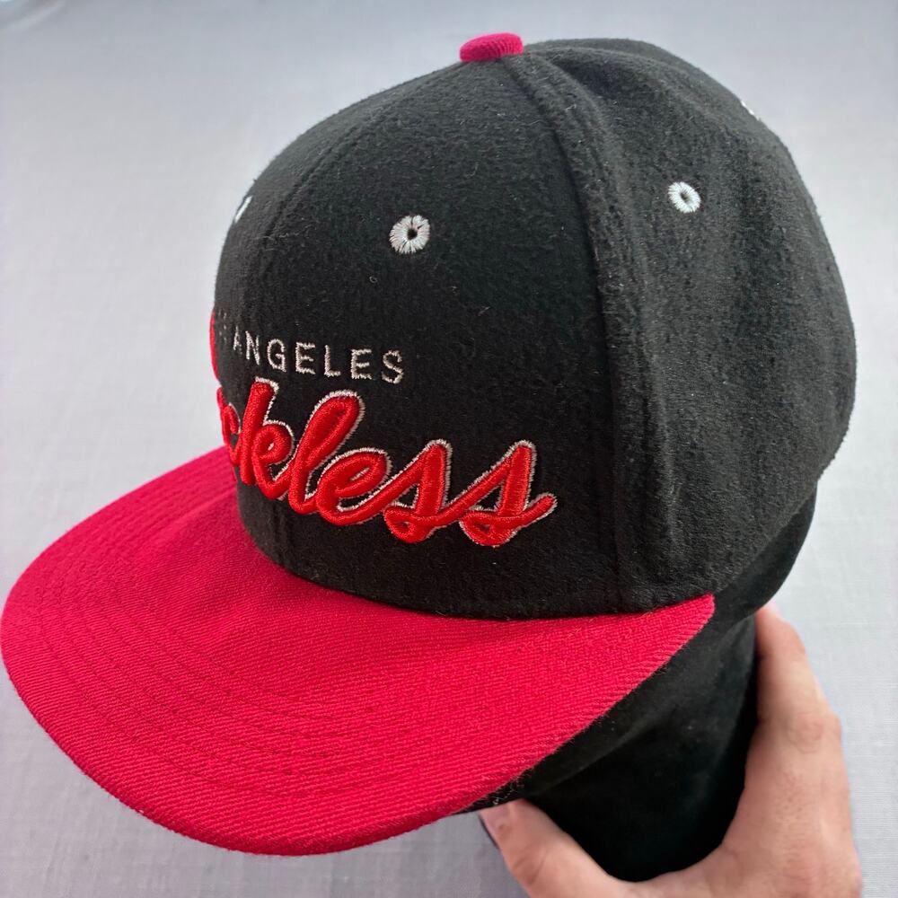 Young & Reckless Los Angeles Reckless Snapback Hat Black Red Cap - Picture 5 of 7